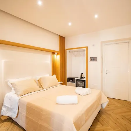 فندق مبيت وإفطار Alto Borgo 3*